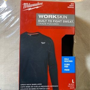 Milwaukee Men's Large Black WORKSKIN Crew Neck Base Layer